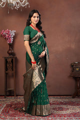 Emerald Green Jacquard Silk Saree with Intricate Antique Gold Zari Pallu