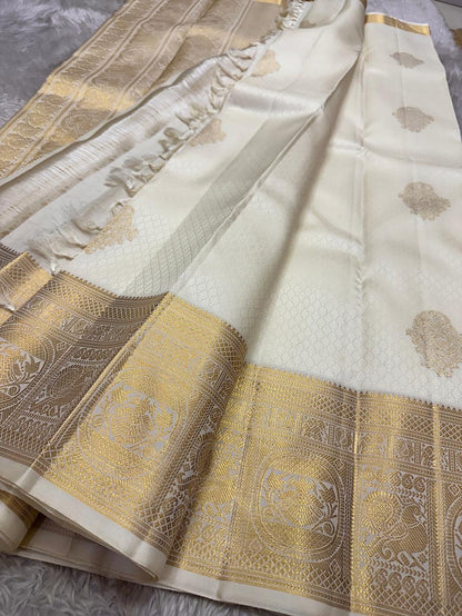 Kanjivaram Silk Saree with Rich Gold Zari Border & Traditional Butti Weaving