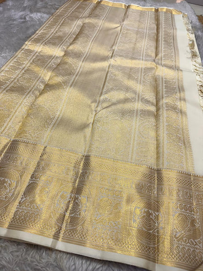 Kanjivaram Silk Saree with Rich Gold Zari Border & Traditional Butti Weaving