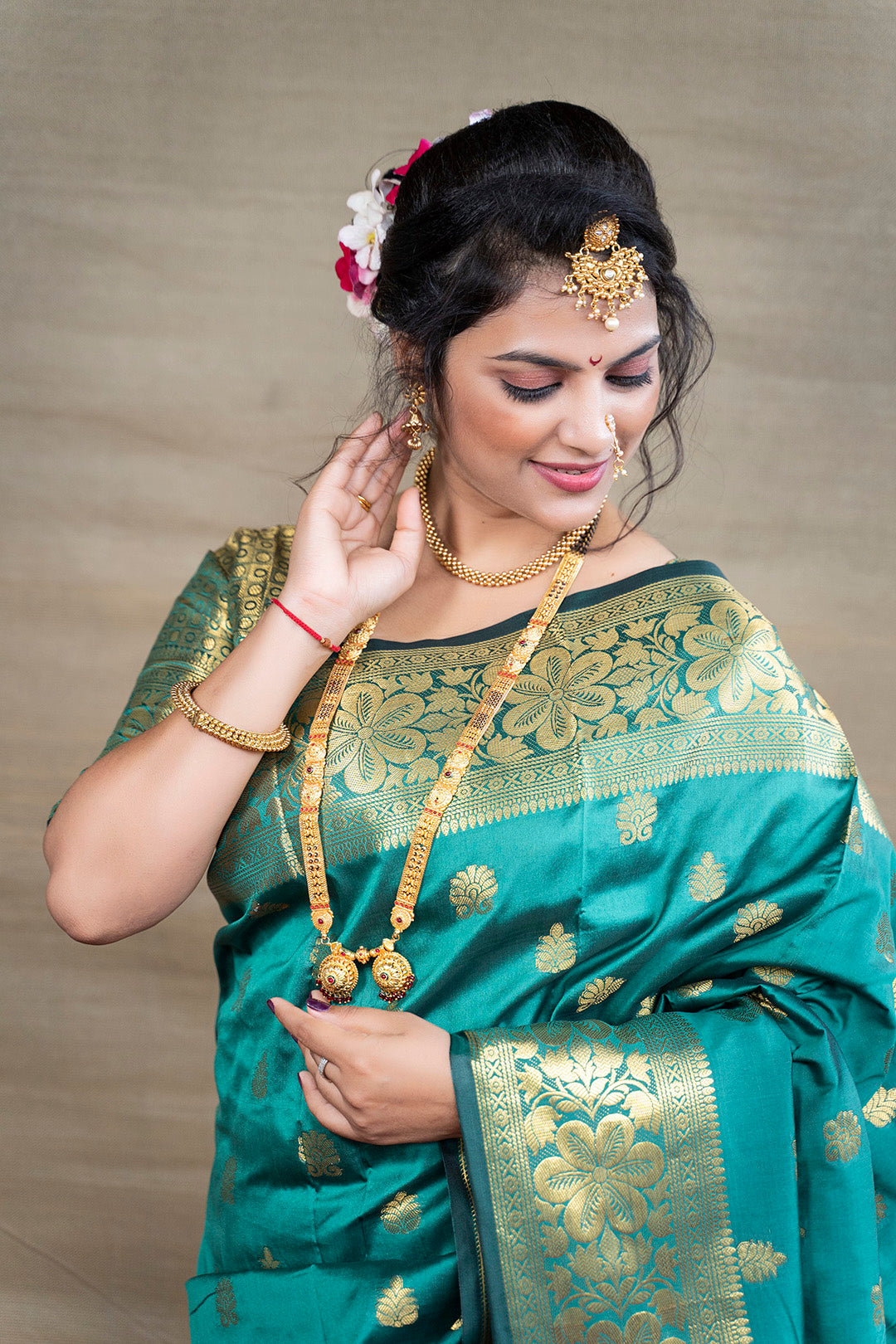 Pure Banarasi Jacquard Saree in Lush Green with Grand Gold Zari Accents