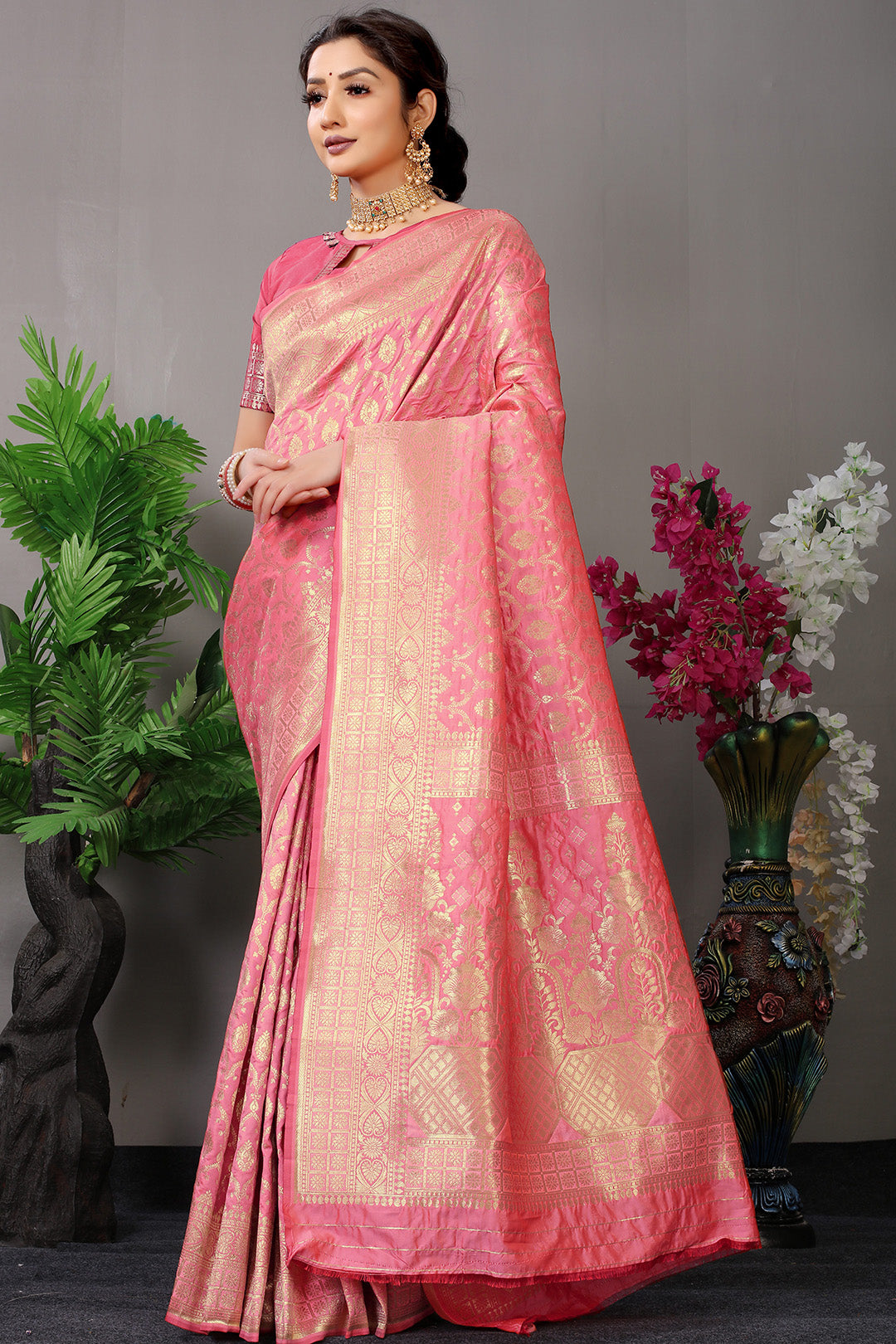 Soft Pink Banarasi Silk Saree with Delicate Gold Zari Brocade Weaving