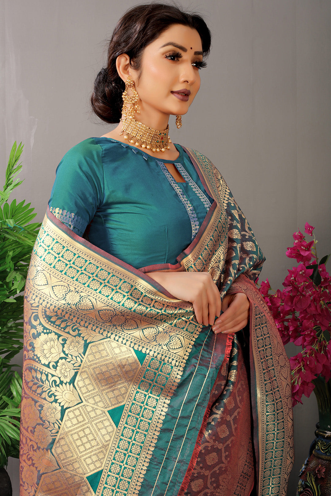 Mystic Royalty: Bottle Green & Maroon Banarasi Saree with Antique Gold Zari and Contrast Pallu