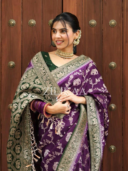 Radiant Banarasi Soft Silk Saree With Minimal Elegance & Rich Finish