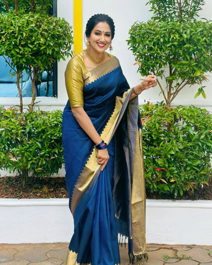 Majestic Banarasi Soft Silk Saree With Elegant Minimal Design