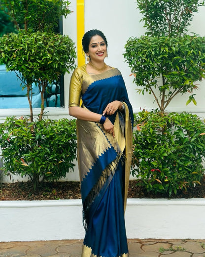 Majestic Banarasi Soft Silk Saree With Elegant Minimal Design