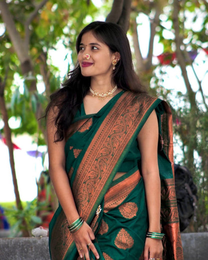 Subtle Banarasi Soft Silk Saree With Minimal Elegance & Stunning Tone
