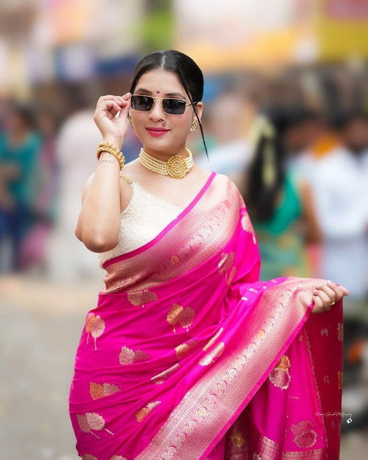 Regal Banarasi Soft Silk Saree With Classic Minimal Design