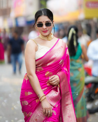 Regal Banarasi Soft Silk Saree With Classic Minimal Design