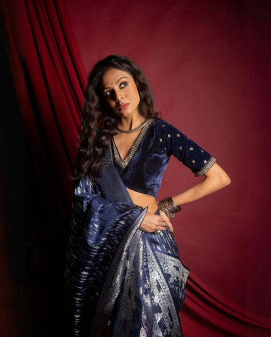 Elegant Banarasi Soft Silk Saree With Minimal Charm & Rich Color