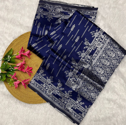 Elegant Banarasi Soft Silk Saree With Minimal Charm & Rich Color