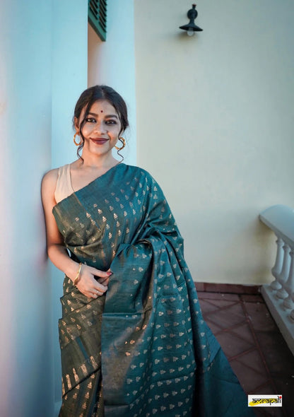 Magenta Banarasi Soft Silk Saree with Zari Butta Motifs