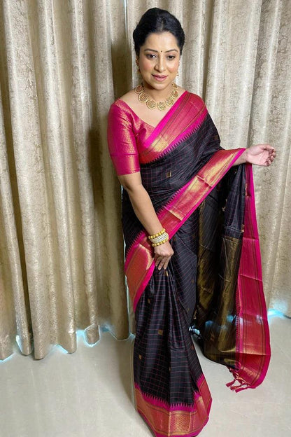 Black & Pink Banarasi Soft Silk Saree with Golden Zari Border ✨