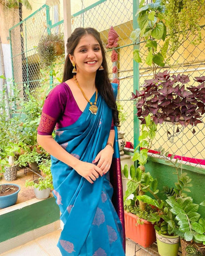 Royal Teal Banarasi Soft Silk Saree with Contrast Maroon Pallu