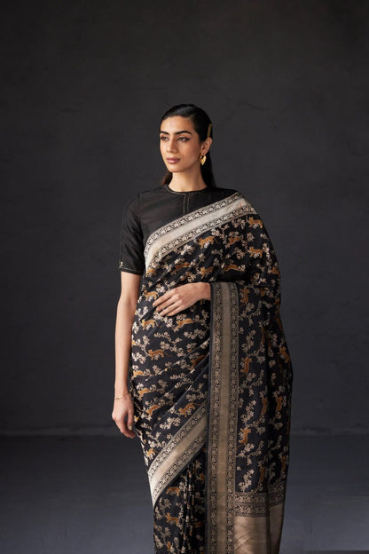 Aaryahi Panthera Banarasi Soft Silk Saree – Heritage Animal Motif Weave
