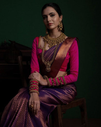 Ruhani Magenta Majesty Banarasi Soft Silk Saree – The Essence of Royal Tradition