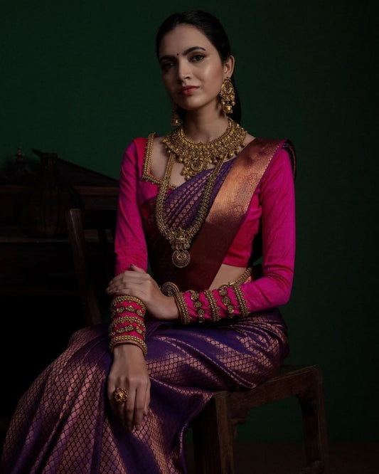 Ruhani Magenta Majesty Banarasi Soft Silk Saree – The Essence of Royal Tradition