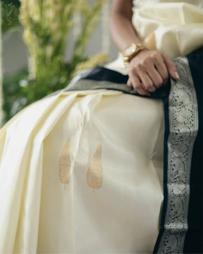 Saanvi Classic Banarasi Soft Silk Saree