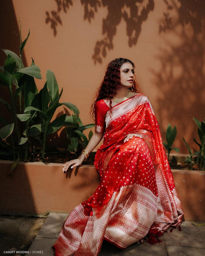 Rang Rivaaz Red Banarasi Silk Saree with Golden Zari Border & Traditional Weaving Design
