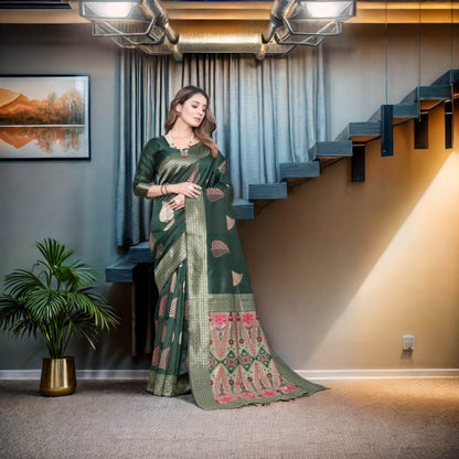 Emerald Green Woven Silk Saree with Traditional Pallu & Elegant Motifs
