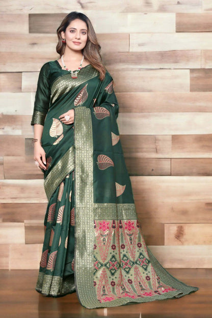 Emerald Green Woven Silk Saree with Traditional Pallu & Elegant Motifs