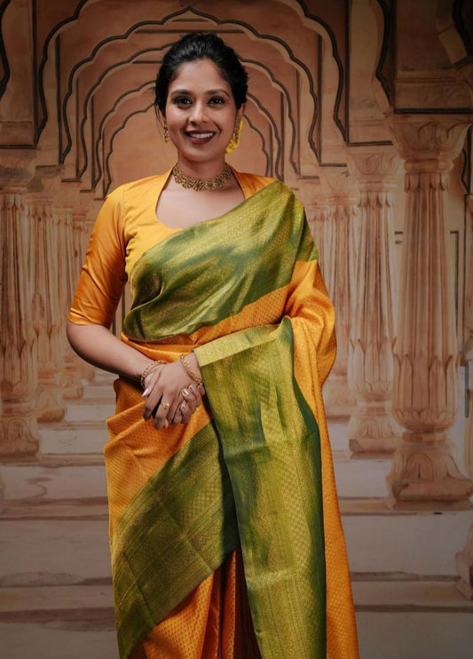 Traditional Kanjivaram Style Golden Radiance Silk Saree with Green Zari Border