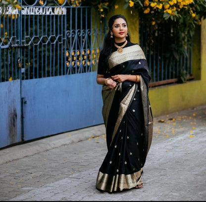 Timeless Black Kanjivaram Silk Saree with Golden Zari Border & Butta Weaving