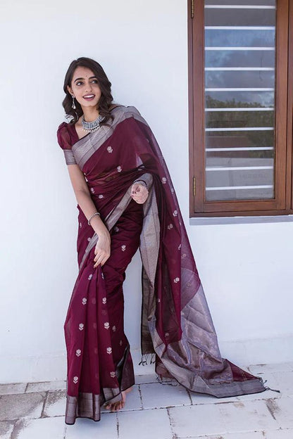 Soft Linen Cotton Silk Saree with Rich Jacquard Border & Grand Pallu