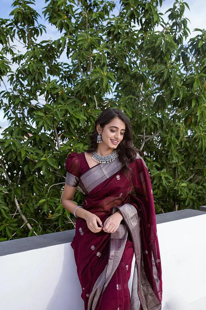 Soft Linen Cotton Silk Saree with Rich Jacquard Border & Grand Pallu