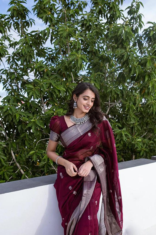 Soft Linen Cotton Silk Saree with Rich Jacquard Border & Grand Pallu