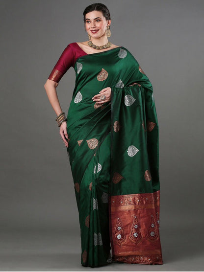 Kanchipuram Banarasi Silk Saree – Traditional Elegance Redefined