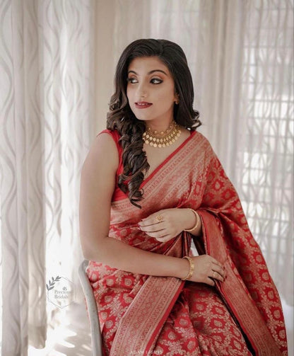 Red Banarasi Soft Silk Saree with Diamond Zari Weaving and Rich Traditional Border